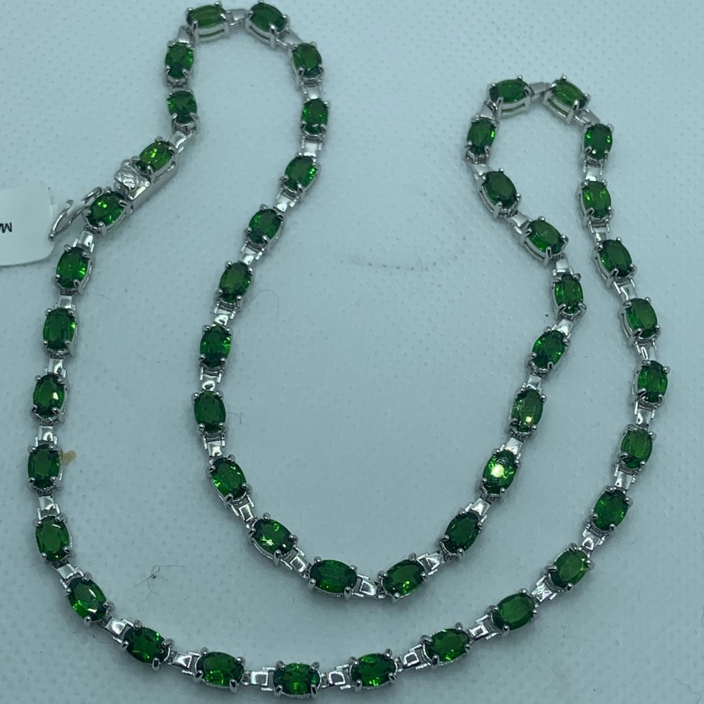 RUSSIAN DIOPSIDE NECKLACE 23.50cts - Picture 1 of 8